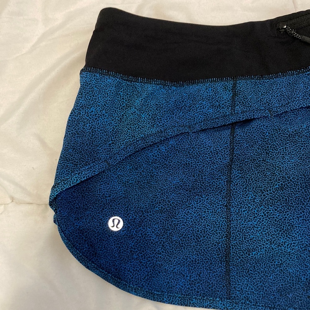Lululemon Speed Short (4-way Stretch) Super Natural Blue Multi / Black Size 10 - Picture 9 of 12